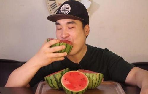 在哪看网红吃瓜,揭秘网红吃瓜背后的娱乐生态